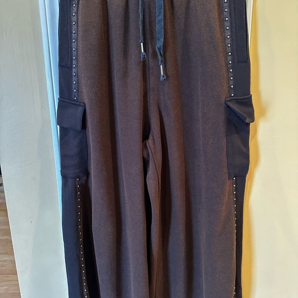 POL pants Wide Leg Cargo Pants in Dark Brown with Black Waistband athleasure NEW - Picture 3 of 8